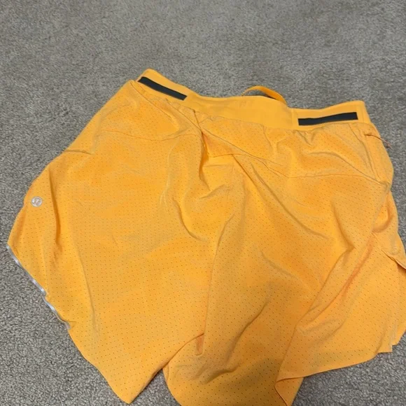 Lululemon shorts - Picture 3 of 3